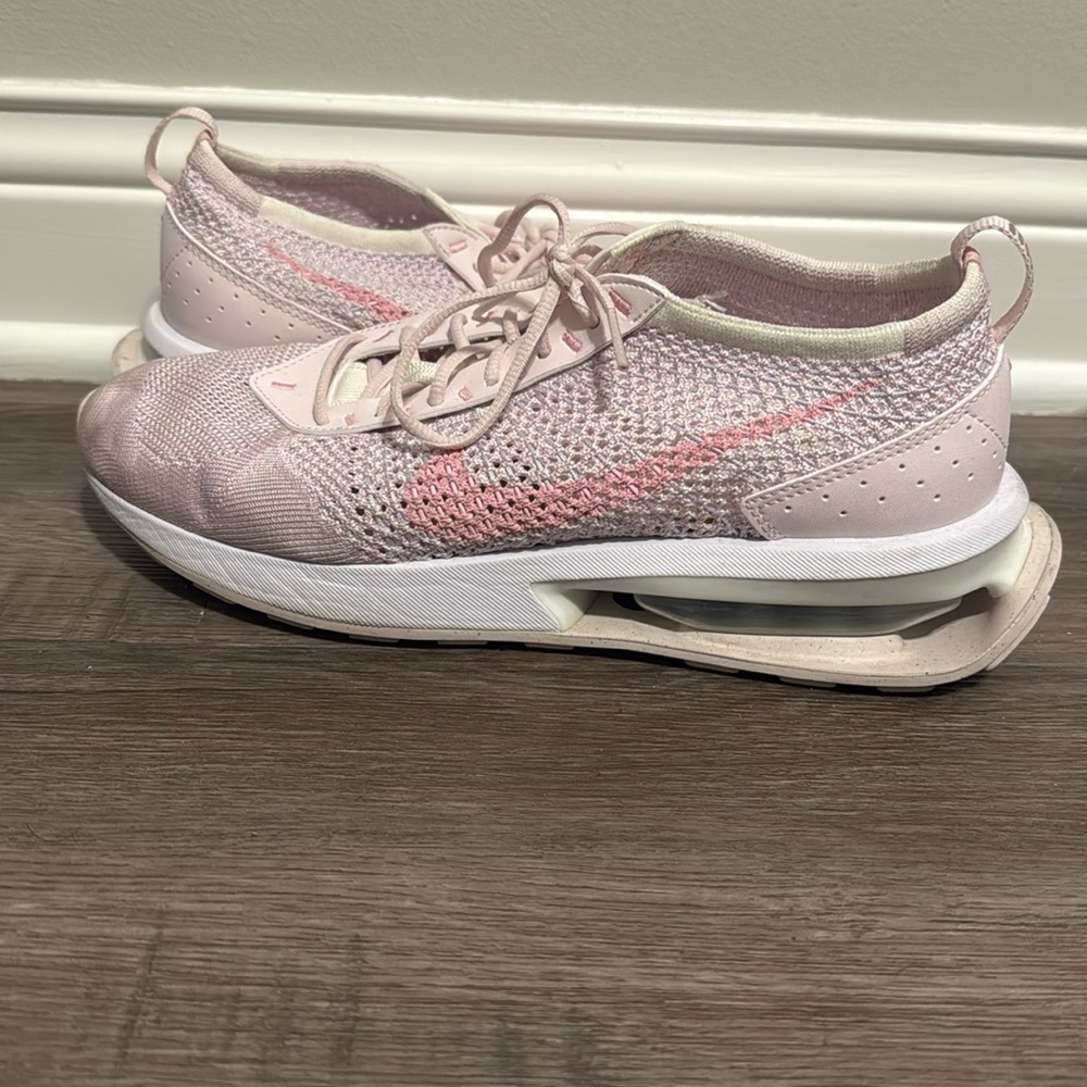 Nike Tennis Shoes size 10.5 women’s